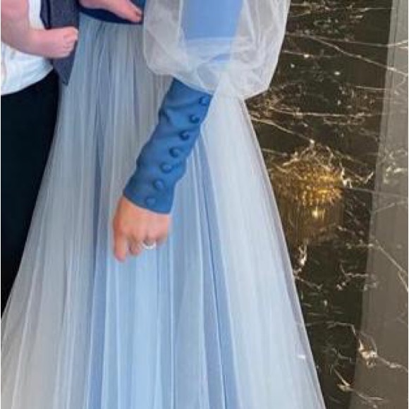 Custom made long sleeve dress - Picture 4 of 4